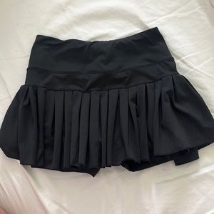 GOLDHINGE SKIRT!!